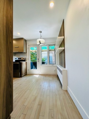 Kitchen - 8912 Av. De Chateaubriand, Montréal (Ahuntsic-Cartierville), QC 