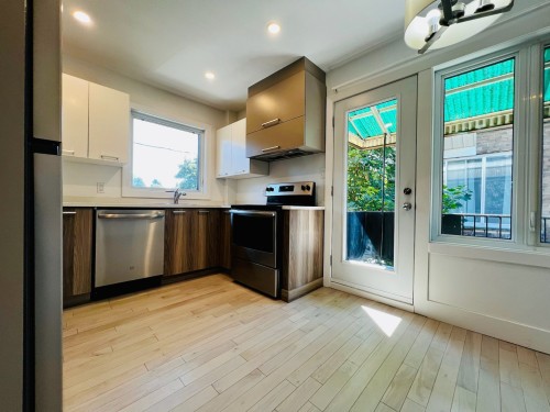 Kitchen - 8912 Av. De Chateaubriand, Montréal (Ahuntsic-Cartierville), QC 