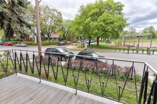 Balcony - 8912 Av. De Chateaubriand, Montréal (Ahuntsic-Cartierville), QC 