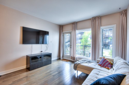 4-1940 Av. des Érables , Montréal (Ville-Marie), QC H2K 3V2 3