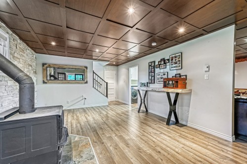 Salle familiale - 398 Ch. De La Chute-Blanche, Sainte-Jeanne-D'Arc, QC 