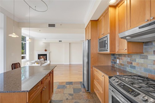 #101-225 Rosehill St, Nanaimo, BC 