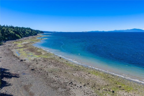 5402 Bayshore Dr, Nanaimo, BC 