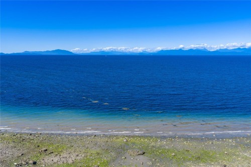 5402 Bayshore Dr, Nanaimo, BC 