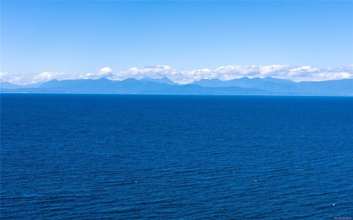 5402 Bayshore Dr, Nanaimo, BC 