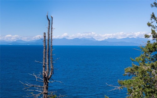 5402 Bayshore Dr, Nanaimo, BC 
