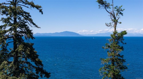 5402 Bayshore Dr, Nanaimo, BC 