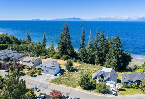 5402 Bayshore Dr, Nanaimo, BC 