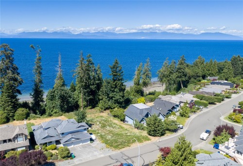 5402 Bayshore Dr, Nanaimo, BC 