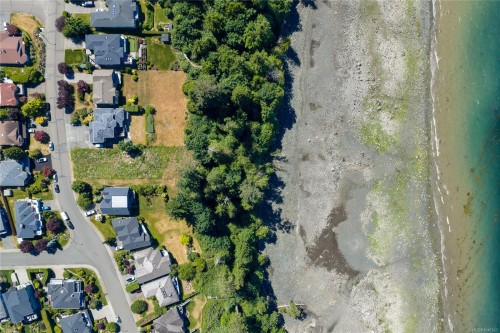 5402 Bayshore Dr, Nanaimo, BC 