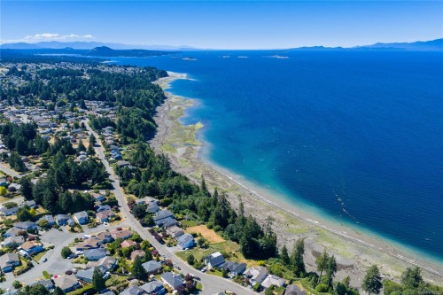 5402 Bayshore Dr, Nanaimo, BC 