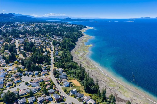 5402 Bayshore Dr, Nanaimo, BC 