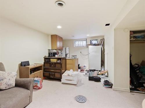 880 William Ave, Winnipeg, MB 