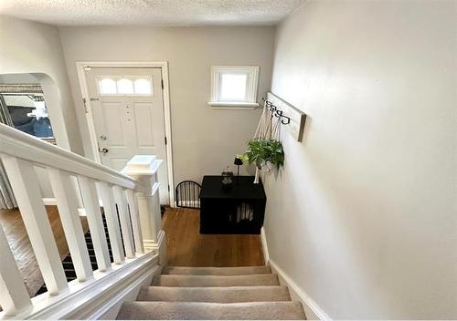 48 Hespeler Ave, Winnipeg, MB 