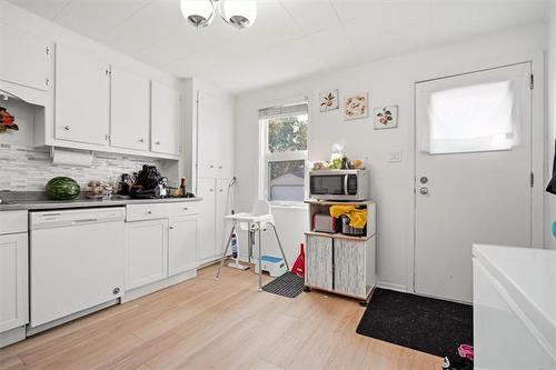 528 Kavanagh St, Winnipeg, MB 