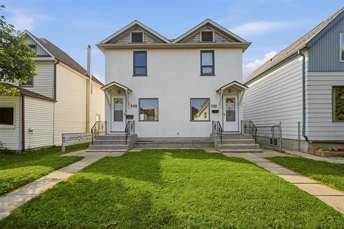 528 Kavanagh St, Winnipeg, MB 