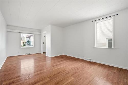 528 Kavanagh St, Winnipeg, MB 
