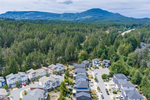 541 Lori Pl, Nanaimo, BC 