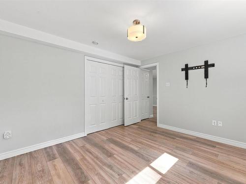 77 Holyrood Close, Fall River, NS 