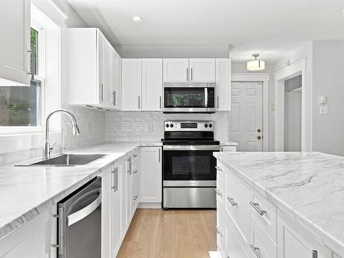 77 Holyrood Close, Fall River, NS 