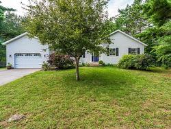 57 Dr Lewis Johnston Street South Farmington, NS B0P 1W0