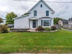 21 Charles Street Port Maitland, NS B5A 5R8