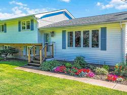2266 Lakewood Road Upper Dyke, NS B0P 1J0