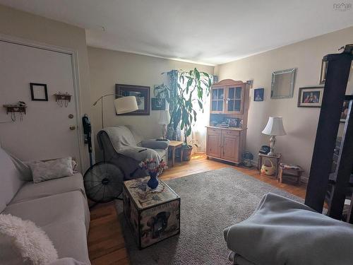 138 Albro Lake Road, Dartmouth, NS 