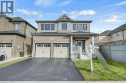 43 SUGAR Trail  Kitchener, ON N2R 0S5