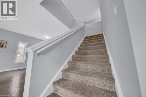 43 Sugar Trail, Kitchener, ON 
