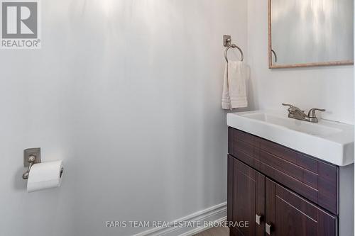 49 Cunningham Drive, Barrie, ON 