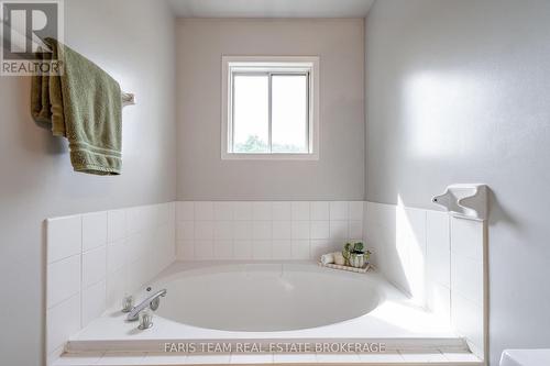 49 Cunningham Drive, Barrie, ON 