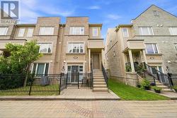261 - 4975 SOUTHAMPTON DRIVE  Mississauga, ON L5M 8E2