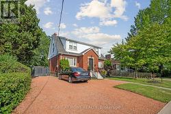 105 GLENRIDGE AVENUE  St. Catharines, ON L2R 4X5