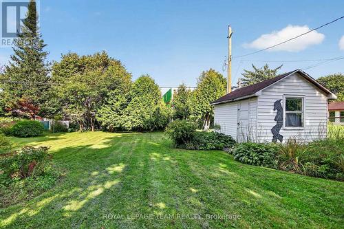 957 Winnington Avenue, Ottawa, ON 