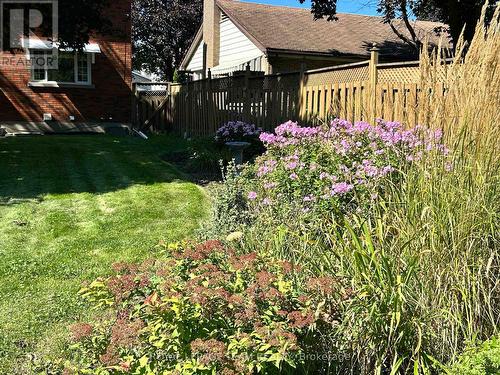 957 Winnington Avenue, Ottawa, ON 