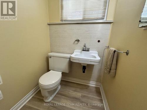 957 Winnington Avenue, Ottawa, ON 