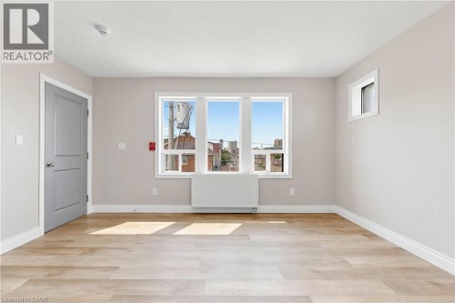 71 Sanford Avenue S, Hamilton, ON 