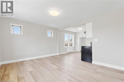 71 Sanford Avenue S, Hamilton, ON 
