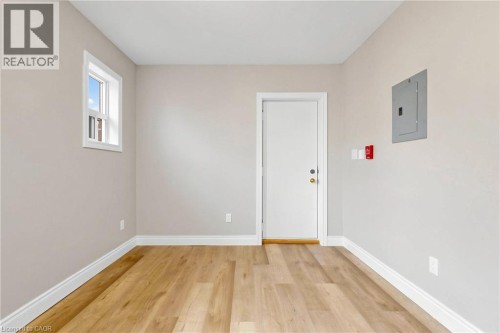 71 Sanford Avenue S, Hamilton, ON 