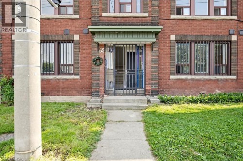 71 Sanford Avenue S, Hamilton, ON 