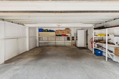 Garage - 378 Av. Olivier, Westmount, QC 