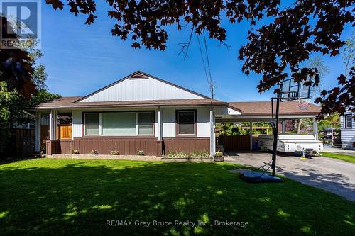 2120 4TH AVENUE W  Owen Sound, ON N4K 4Y5