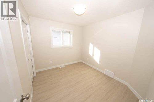 606 Yuel Crescent, Saskatoon, SK 