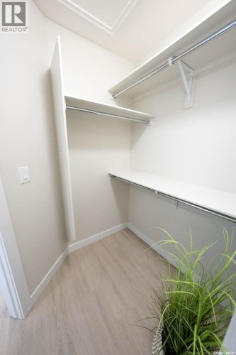 606 Yuel Crescent, Saskatoon, SK 