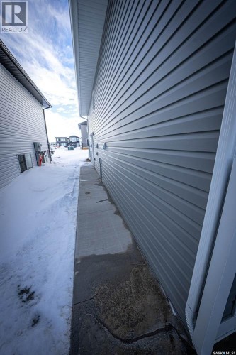 606 Yuel Crescent, Saskatoon, SK 