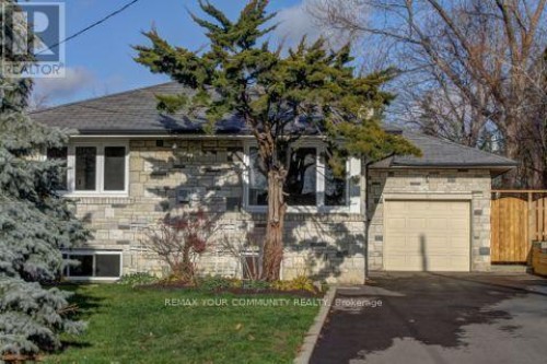BASEMENT 2 - 10 TINDER CRESCENT , Toronto, Ontario M4A 1L3 2