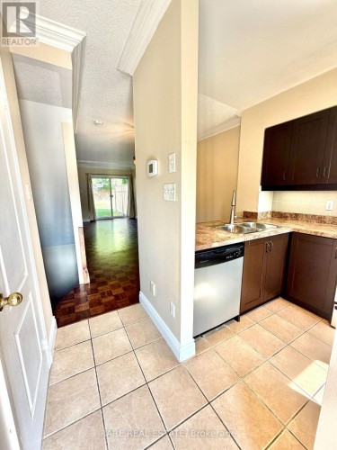 77 - 735 NEW WESTMINSTER DRIVE , Vaughan, Ontario L4J 7Y9 2