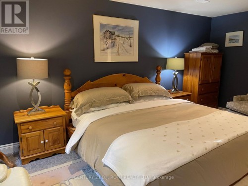 52 PINE RIDGE TRAIL , Oro-Medonte, Ontario L4M 4Y8 3
