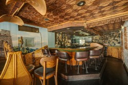 Bar - 